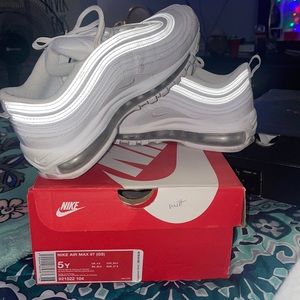 All white nike air maxx 97